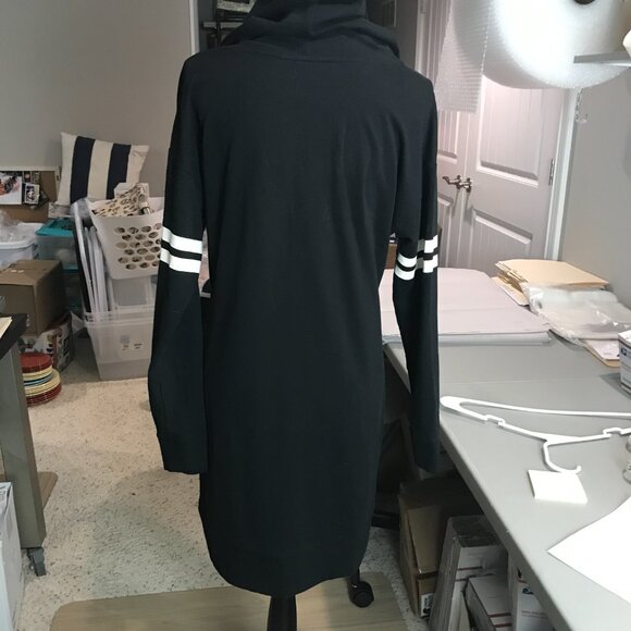 Women's Soho by NYC black Hoodie sweatshirt dress Size M - Picture 3 of 8